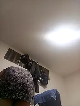 giuliana andrade online show from February 22, 2025, 11:24 am