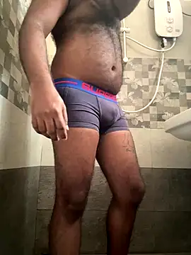 DragonLover 93 online show from September 12, 2025, 3:50 am