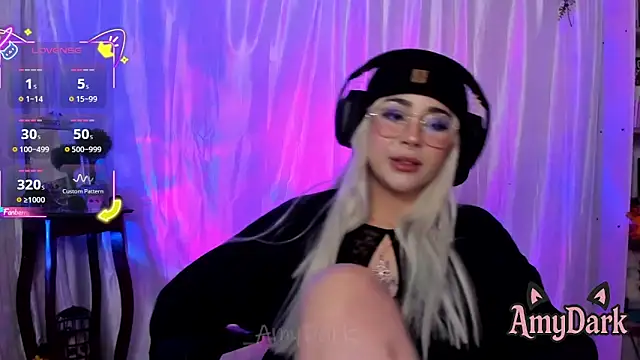 Snapshot of _AmyDark chatting on February 13, 2026, 12:10 am AmyDark online show from February 13, 2026, 12:10 am