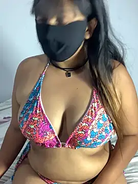 Snapshot of Jeroliee_viyana chatting on March 1, 2026, 2:33 am Jeroliee viyana online show from March 1, 2026, 2:33 am