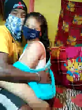 Snapshot of indiancouple09 chatting on February 6, 2025, 11:15 pm indiancouple09 online show from February 6, 2025, 11:15 pm