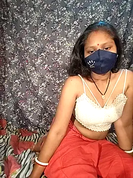 Snapshot of indiancouple09 chatting on February 25, 2026, 5:24 pm indiancouple09 online show from February 25, 2026, 5:24 pm