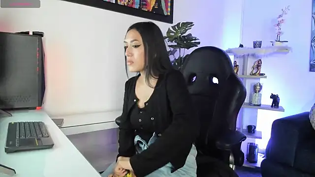 Snapshot of BaphyBaby chatting on November 5, 2025, 7:17 pm BaphyBaby online show from November 5, 2025, 7:17 pm