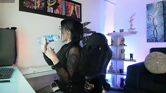 Snapshot of BaphyBaby chatting on October 30, 2025, 7:33 pm BaphyBaby online show from October 30, 2025, 7:33 pm