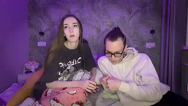 Snapshot of Alex17am chatting on February 6, 2026, 11:12 pm Alex17am online show from February 6, 2026, 11:12 pm