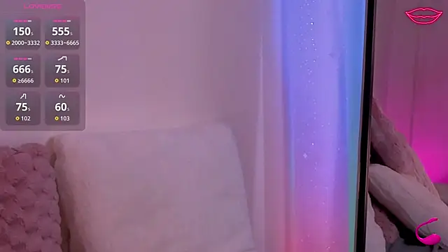 Snapshot of Ariel__Blossom chatting on July 28, 2026, 9:28 am Ariel Blossom online show from July 28, 2026, 9:28 am