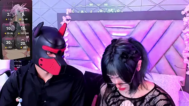 Snapshot of DogirlyWoof chatting on January 31, 2025, 11:13 pm DogirlyWoof online show from January 31, 2025, 11:13 pm