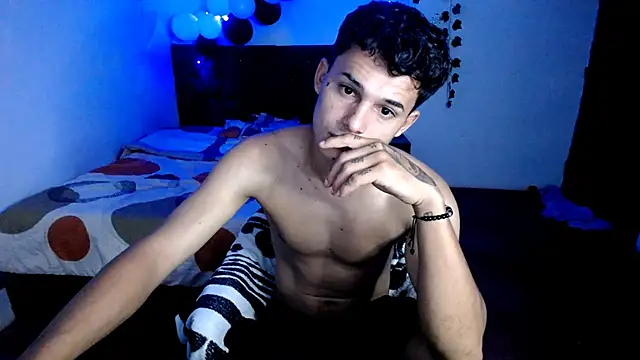 freddy romas online show from November 4, 2025, 9:02 am