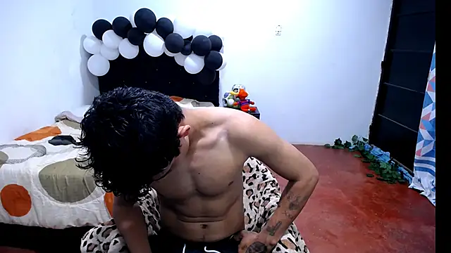 freddy romas online show from October 10, 2025, 1:56 pm