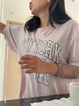 Snapshot of Gia_Ferh chatting on January 31, 2026, 7:12 pm Gia Ferh online show from January 31, 2026, 7:12 pm