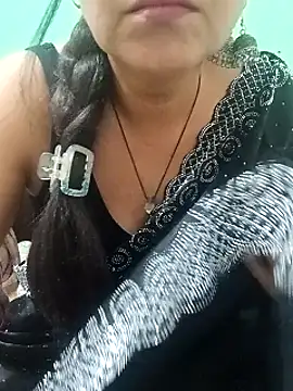 Snapshot of Saroj-Shah chatting on September 24, 2025, 6:09 am Saroj-Shah online show from September 24, 2025, 6:09 am