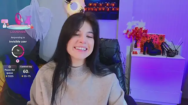 Jenna Adams  online show from October 28, 2025, 12:55 am