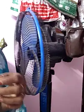 mallu-sumi online show from March 3, 2026, 6:37 pm