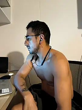 Snapshot of pablo-rincon95 chatting on February 14, 2025, 11:09 pm pablo-rincon95 online show from February 14, 2025, 11:09 pm