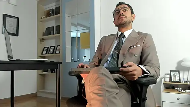 Snapshot of pablo-rincon95 chatting on June 2, 2026, 3:34 pm pablo-rincon95 online show from June 2, 2026, 3:34 pm
