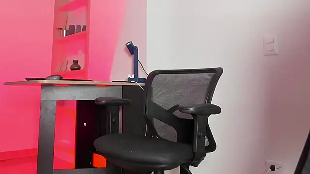 Snapshot of pablo-rincon95 chatting on February 20, 2025, 11:20 am pablo-rincon95 online show from February 20, 2025, 11:20 am