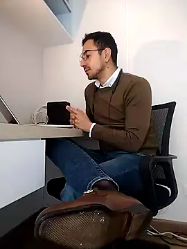 Snapshot of pablo-rincon95 chatting on February 15, 2025, 3:06 pm pablo-rincon95 online show from February 15, 2025, 3:06 pm