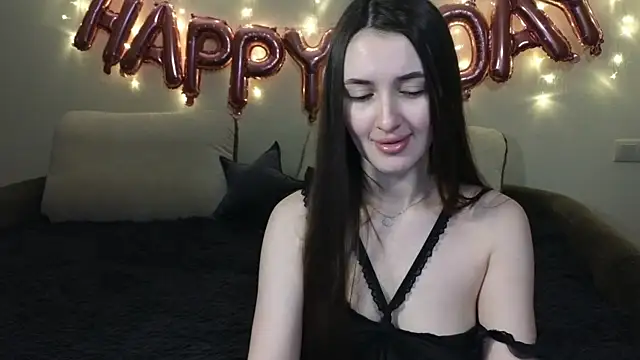 Tutti Frutt1s online show from November 22, 2025, 5:28 am