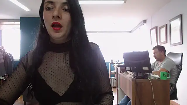 amellie ros online show from March 21, 2025, 10:17 pm