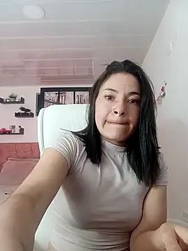 Snapshot of emmaroxi chatting on February 26, 2025, 8:36 pm emmaroxi online show from February 26, 2025, 8:36 pm