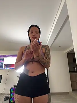 dolcebella online show from February 26, 2026, 5:35 pm