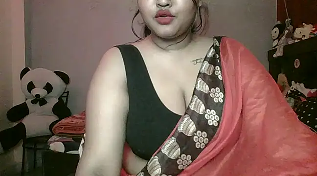 Snapshot of Your-love-12 chatting on February 15, 2025, 3:50 pm Your-love-12 online show from February 15, 2025, 3:50 pm