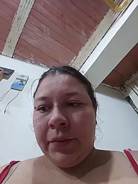 Snapshot of ZuriandAlex chatting on November 20, 2025, 12:22 am ZuriandAlex online show from November 20, 2025, 12:22 am