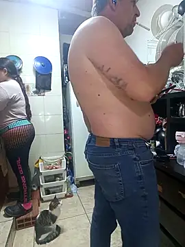 Snapshot of ZuriandAlex chatting on September 27, 2025, 3:23 am ZuriandAlex online show from September 27, 2025, 3:23 am