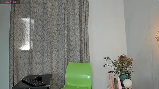Snapshot of angelswets chatting on September 25, 2025, 2:45 pm angelswets online show from September 25, 2025, 2:45 pm