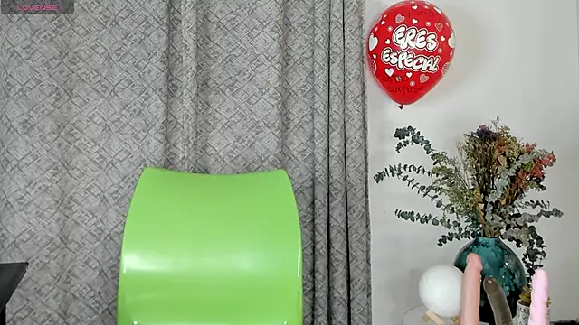 Snapshot of angelswets chatting on September 20, 2025, 2:55 pm angelswets online show from September 20, 2025, 2:55 pm
