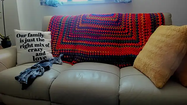 mindphu k online show from February 26, 2026, 8:53 pm