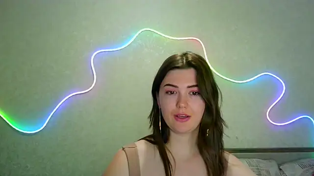 Snapshot of SeductiveTati chatting on July 17, 2026, 9:45 pm SeductiveTati online show from July 17, 2026, 9:45 pm