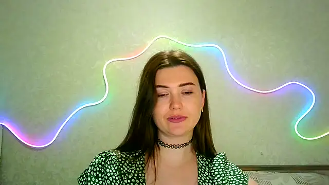 Snapshot of SeductiveTati chatting on July 14, 2026, 10:05 pm SeductiveTati online show from July 14, 2026, 10:05 pm