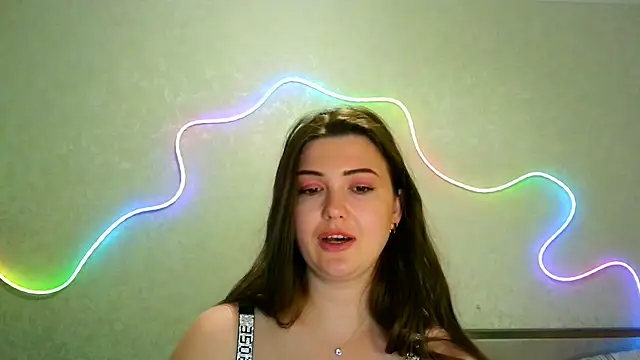 Snapshot of SeductiveTati chatting on June 25, 2026, 9:53 pm SeductiveTati online show from June 25, 2026, 9:53 pm