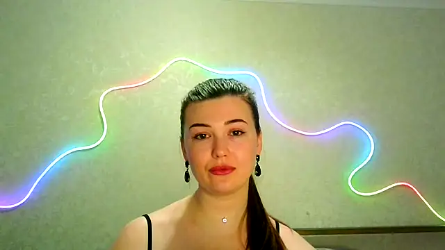 SeductiveTati online show from April 9, 2026, 9:21 pm