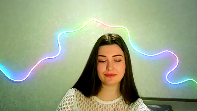 Snapshot of SeductiveTati chatting on April 23, 2026, 8:43 pm SeductiveTati online show from April 23, 2026, 8:43 pm