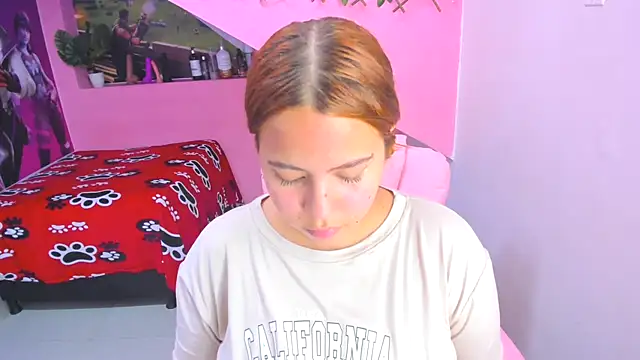 Snapshot of marcellaa303av chatting on March 3, 2025, 2:33 am marcellaa303av online show from March 3, 2025, 2:33 am