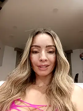 Snapshot of Loly_Horny chatting on April 21, 2026, 3:02 am Loly Horny online show from April 21, 2026, 3:02 am