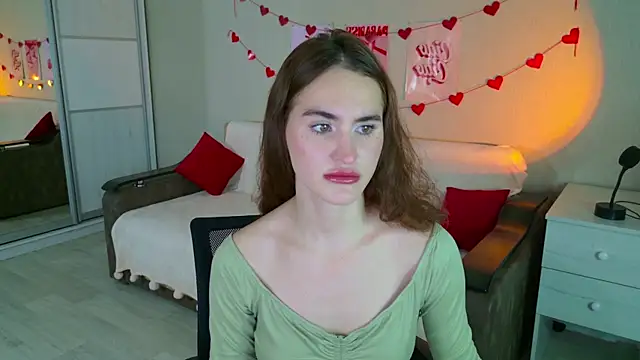 FridaCure online show from October 15, 2025, 7:00 pm