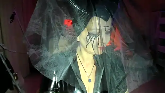 WitchBlueRose online show from October 31, 2025, 4:14 pm