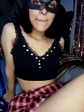 Snapshot of PequeArely chatting on February 4, 2025, 5:10 am PequeArely online show from February 4, 2025, 5:10 am