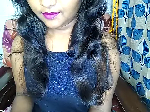 Snapshot of Muktha chatting on February 17, 2025, 4:53 am Muktha online show from February 17, 2025, 4:53 am