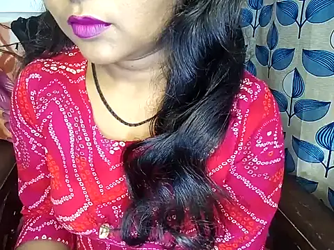 Snapshot of Muktha chatting on February 16, 2025, 6:10 pm Muktha online show from February 16, 2025, 6:10 pm