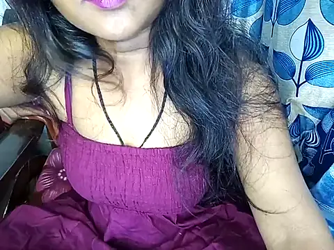 Snapshot of Muktha chatting on March 13, 2025, 4:56 pm Muktha online show from March 13, 2025, 4:56 pm