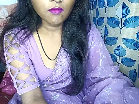 Snapshot of Muktha chatting on February 20, 2025, 2:35 pm Muktha online show from February 20, 2025, 2:35 pm