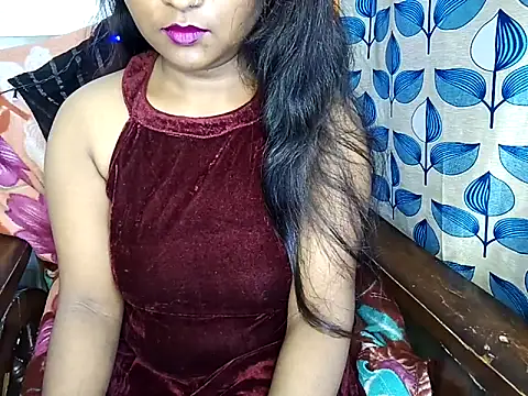 Snapshot of Muktha chatting on February 18, 2025, 5:09 pm Muktha online show from February 18, 2025, 5:09 pm