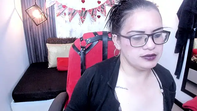 Snapshot of brigittemiller chatting on September 27, 2025, 4:24 pm brigittemiller online show from September 27, 2025, 4:24 pm