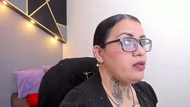 Snapshot of brigittemiller chatting on April 24, 2026, 1:40 am brigittemiller online show from April 24, 2026, 1:40 am