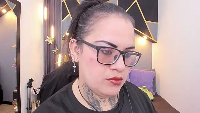 Snapshot of brigittemiller chatting on April 2, 2026, 1:35 am brigittemiller online show from April 2, 2026, 1:35 am