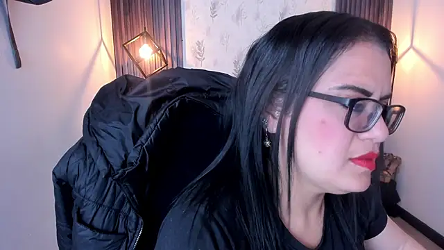 brigittemiller online show from October 23, 2025, 4:49 pm